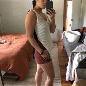 Back and white Rag & Bone knit tank XXS